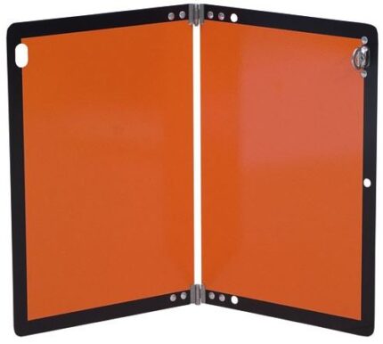 Orangefarbene Warntafel